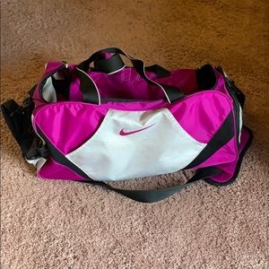 3/$30 Nike Travel Bag